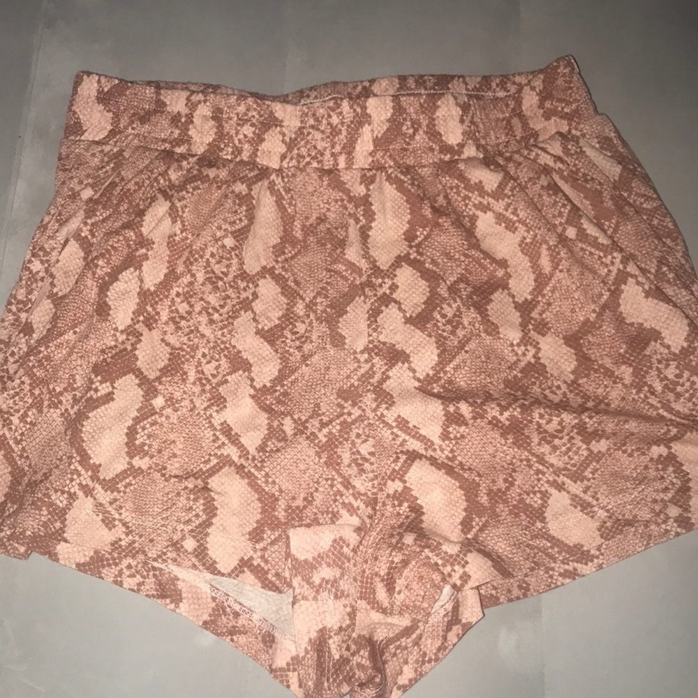 H&M pink soft shorts